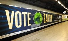 The Climate Express in Brussels Midi Station - WWF Coach